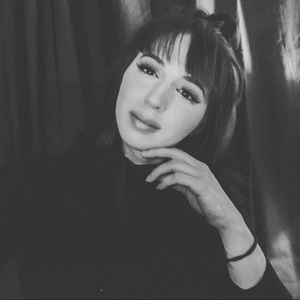 Meet your Posher, Mercedez